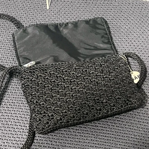 The Sak Black Crochet Woven Crossbody Small Purse Hand Bag 7x6in - Picture 4 of 9